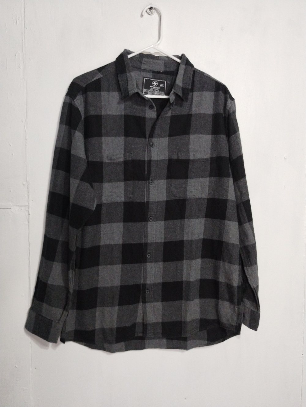 Thunder Black and Gray Plaid Casual Button-Down Shirt (XL)